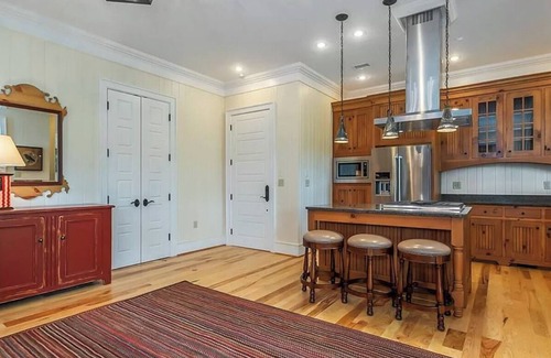 Mill Spring Casa | Bogey's Villa Retreat Mountain Serenity Meets Golf Excellence