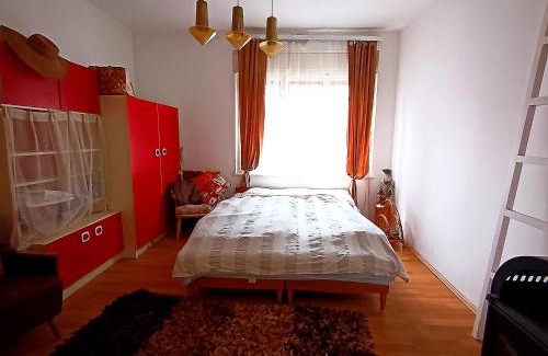 Balatonfenyves Casa | Bohémfészek Vendégház