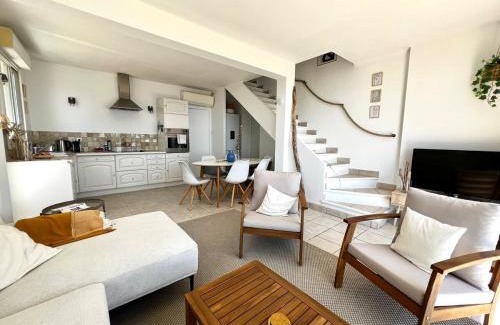 Antheor Apartamento | Bohème Beach Villa with seaview & private garden, Antheor