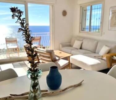Antheor Apartamento | Bohème Beach Villa with seaview & private garden, Antheor