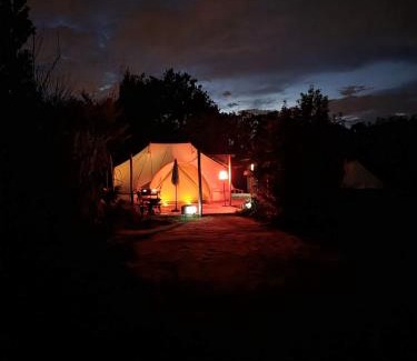 Berson Cama Y Desayuno | Boheme Glamping Experience