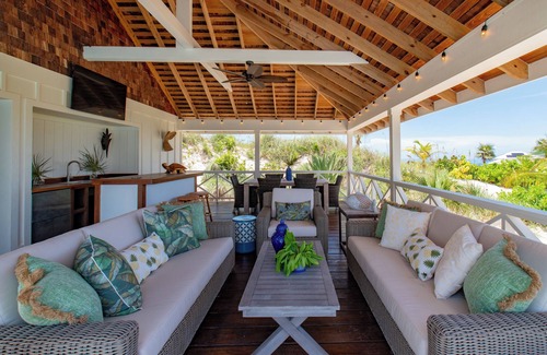 Governor's Harbour Casa | Bohemia - New Luxury Beachfront Bungalows