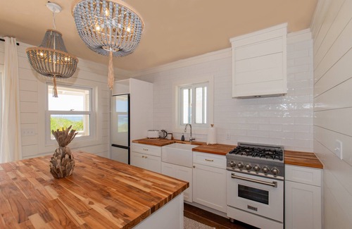 Governor's Harbour Casa | Bohemia - New Luxury Beachfront Bungalows