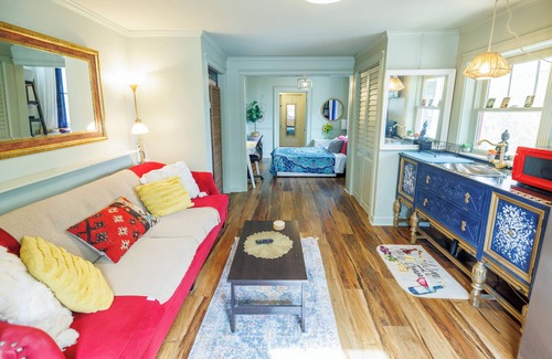 East Point Apartamento | Bohemian 1-bed studio in a house with AC and WiFi in brilliant Atlanta