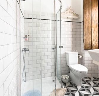 Baiona Casa | Bohemian Antique Guesthouse