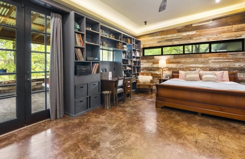 Cherrywood Casa | Bohemian Oasis | Hot Tub| Chill Bohemian Stay