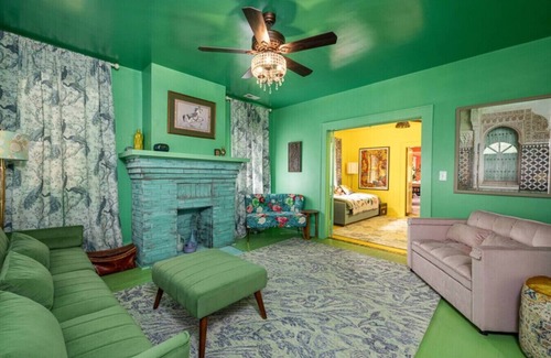 Charlotte Casa | Boho-Bagh: a vibrant experience!