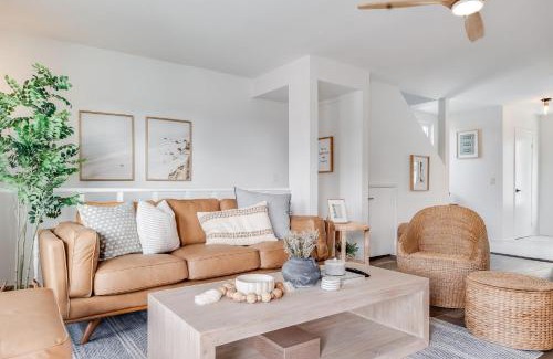 Crown Point Casa | BoHo Beach House Walk to the Sand