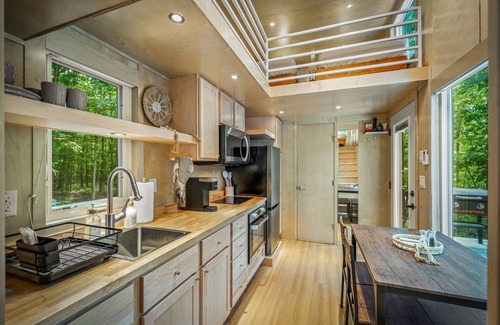 Mentone Casa | Boho Bungalow-unique & cozy tiny home