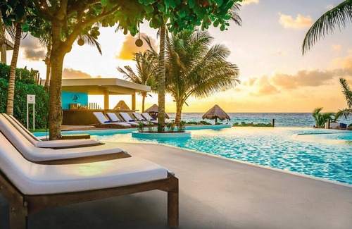 Luis Donaldo Colosio Apartamento | Boho Chic Beachfront Room w/ Minibar & Modern Amenities ALL-INCLUSIVE