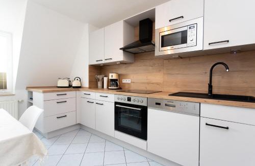 Markkleeberg Apartamento | BOHO CHIC Markkleeberg, in Seenähe, Familien Apartment, 8 min ins Leipziger Zentrum mit S-Bahn, Großer TV mit X Box