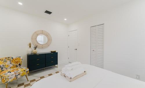 Croissant Park Casa | BOHO Elegance in the FLL city!