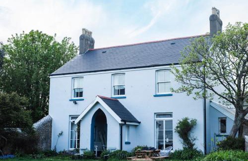 Southerndown Casa | Boho Family Escape near Dunraven Bay with Sea Views