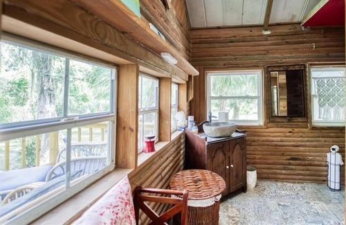 Nichols Cabaña | BoHo Love Nest Tiny Cottage at The Love Lodge Estate