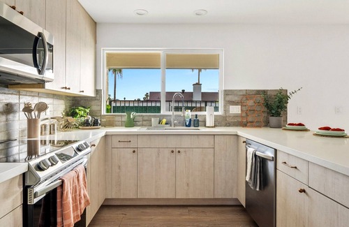 La Paz At Desert Springs Casa | Boho Paradise - Fridge Stocking + Sleeps 12 + POOL & HOT TUB + Family Friendly!