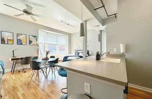 Over-the-Rhine Apartamento | Boho Studio Loft Meets Luxury in OTR Cincinnati!