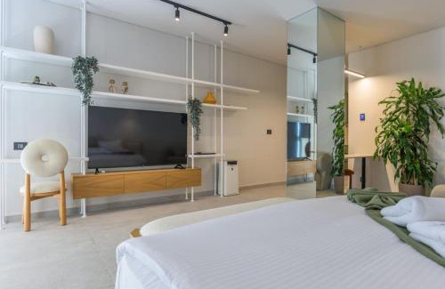 Beirut Apartamento | BOHO Studio Wild Flowers in Mar Mikhael