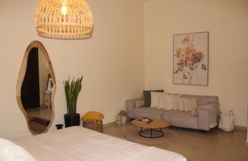 Al Maqta Apartamento | Boho Style Cozy 1 BHK Apartment