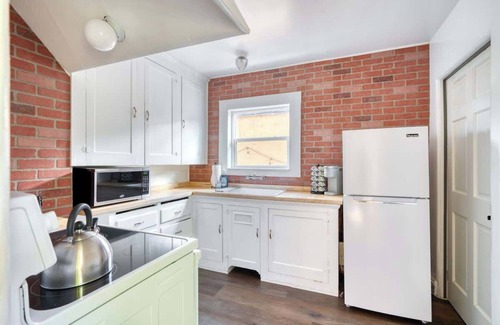 Alberta Arts District Casa | Boho Vibes | Alberta 2BR Coffee + Culture