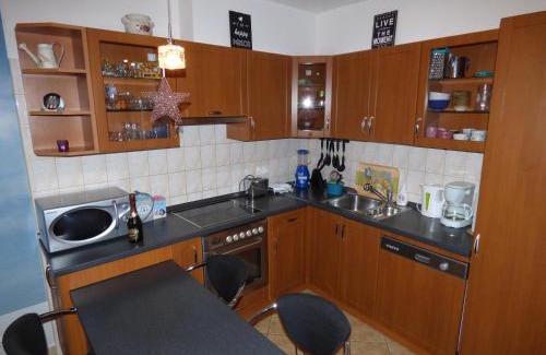 Ferencvaros Apartamento | BOK - Central modern 2BR Apt w balcony, FREE INDOOR PARKING!