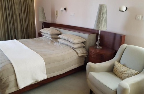 Ladysmith Cabina | Bokmakierie Country Lodge