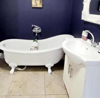 Emalahleni Casa | Bokmakierie Gastehuis Emalahleni Pty Ltd