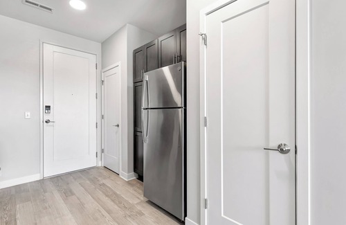 St. Peters Apartamento | Bold 1316 I Studio I Free Parking I Pool I Gym