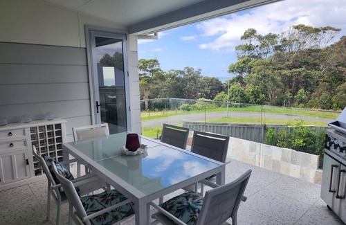 Red Head Casa | Bombora Point Beach House