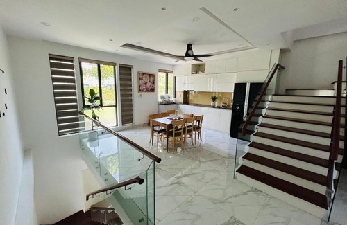 Huong Thuy Apartamento | Bon's House - Nguyên căn 3 phòng ngủ - Bãi đỗ xe có mái che miễn phí