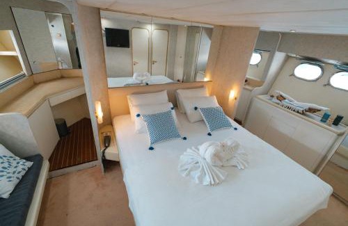 Bodrum City Center Alquiler De Eote | Bona Dea 27m Motoryacht