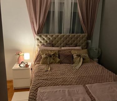 Mladenovac Apartamento | bona loca