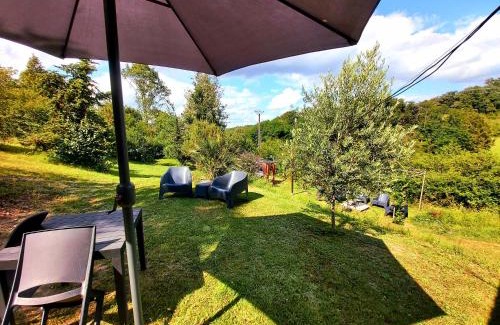 Saint-Julien-de-Lampon Cama Y Desayuno | BonBon Chambre d'hôtes