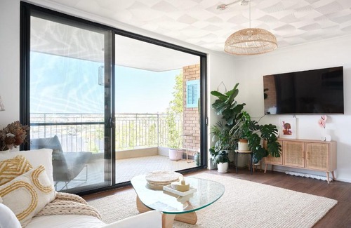 North Bondi Apartamento | Bondi Oceanview Escape - Walk to beach