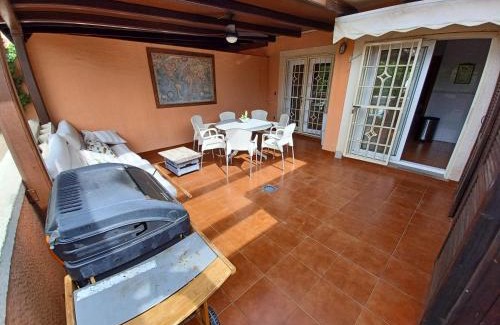 Cabo de Palos Casa | Bonita casa en pueblo pictórico, Ideal para familias, grupos y Buceadores