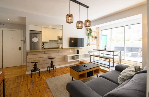 Nueva España Apartamento | Bonito Apartamento con Terraza en Chamartín