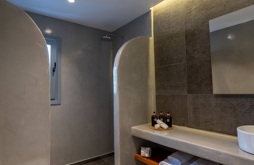 Karterados Hotel | Bonsai Luxury Suites