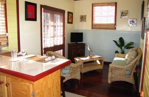 Saint Lawrence Apartamento | Booby Duck Cottage, St. Lawrence Main Road.