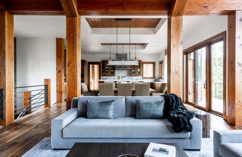 Spanish Peaks Casa | Book a Summer Getaway Today! Luxurious Estate Home Comfortably Sleeps Up to 12 Guests