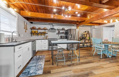 Cheat Lake Chalet De Esquí | Book-Me-By-The-Lake