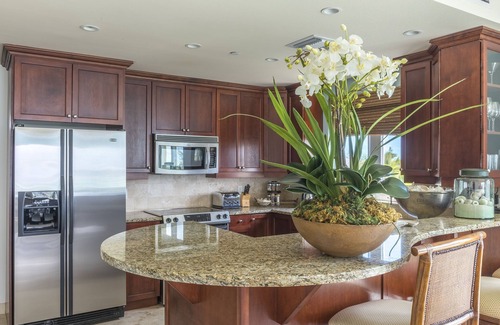 Grace Bay Condominio | Book NOW for Fall! 20% Off 1, 2, and 3 Bedroom Rentals through December 19th.