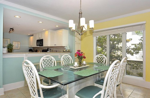 Fenwick Island Casa | BOOK OPEN JULY WEEKS BEFORE MAY 1 AND GET 10% OFF! Free Golf at Bear Trap Dunes and MORE! Recently remodeled and redecorated located on the Ocean Front.