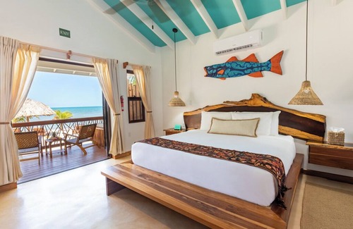 Placentia Complejo | Book our entire beach front hotel