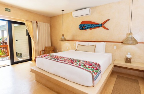 Placentia Complejo | Book our entire beach front hotel