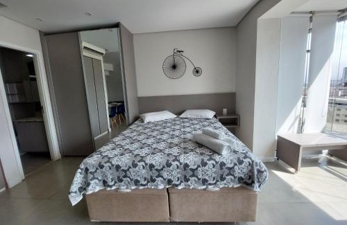 Pompeia Apartamento | BOOK SANTOS - Unlimited 1710 - Beira Mar c/vista