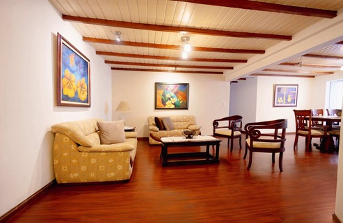 Cuenca Apartamento | Book today and get a free night. Don't miss this limited-time offer!