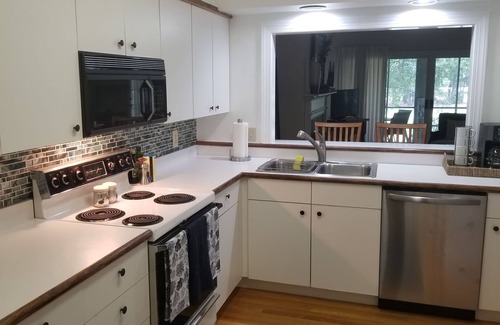 Pawleys Island Condominio | Book with an owner not a management company-personalized service! Great reviews