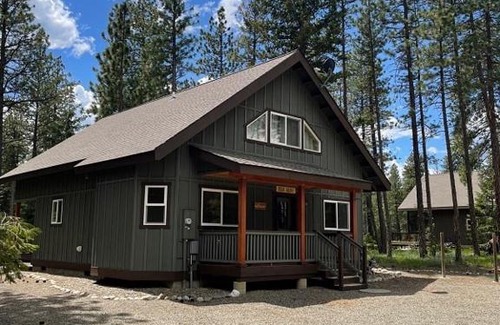Cle Elum Casa | Book your Summer Dates Now Cozy Cabin in the Woods