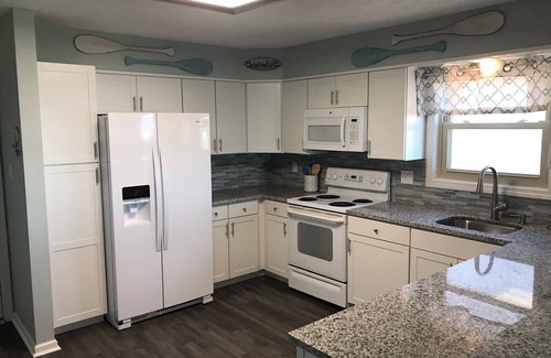 Kill Devil Hills Condominio | Condominio frente al mar con 2 camas King!