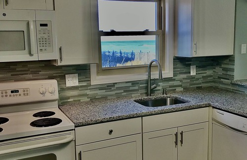 Kill Devil Hills Condominio | Condominio frente al mar con 2 camas King!