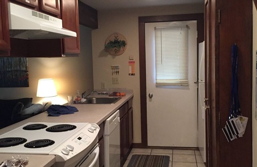 Overlook Park Cabina | VENTA DE OTOÑO ... RESERVE AHORA !! $ 140 / noche AHORA hasta NOVIEMBRE !! GRAN UBICACIÓN Y TARIFAS !!!